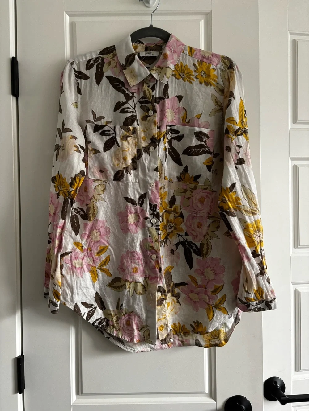 Lord + Taylor 100% Linen Floral Button Down Oversized Pink Green Yellow size M - Picture 2 of 5